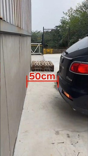 Visual Reference Points for Determining Car Distance #carhacks #knowledge