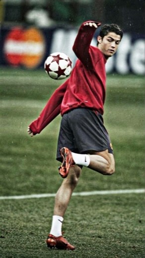 TROLL EDIT on Instagram: "#🇯🇵 Japan is turning footsteps into electricity! Using piezoelectric tiles, every step you take generates a small amount of energy. Millions of steps together can power LED lights and displays in busy places like Shibuya Station. A brilliant way to create a sustainable and smart city ​• turning m..."