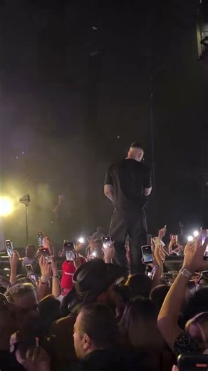 Arta - Zendegi Hamine ( Live in Concert )🔥
