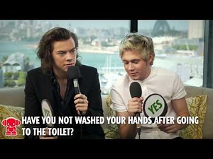 One Direction play the "Yes/No" game