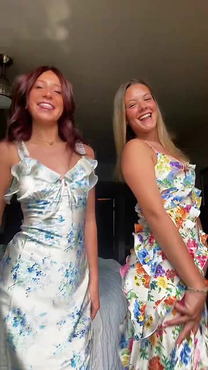 LILY (@lilyyloveless)’s videos with original sound - LILY