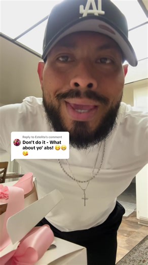 Replying to @Estelita 😑😆😑😭🤣😩 | abs