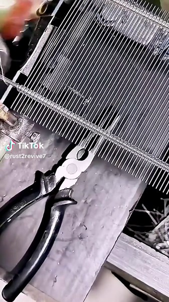 Weaving Steel: Mastering Loom Comb Craft Techniques