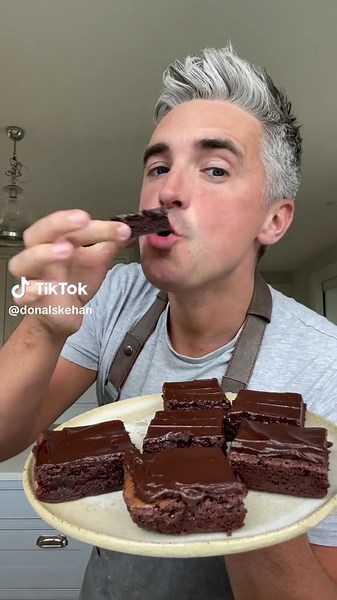 Super Chocolate Brownies Recipe with Dark Chocolate Glaze