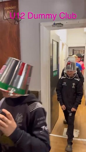 🤍🖤 U12s Dummy Club 😎 Rule of the day: wear anything but a hat! 🎩❌ From buckets, bows and bandages - creativity was through the roof 🤩 Who said rugby players can’t be models? These boys proved they’ve got skills and sass in equal measure 💅🔥 Front row attitude, backline swagger… Blaenavon RFC bringing fashion to the field 🖤🤍 | Blaenavon RFC Mini's and Junior's
