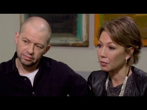 WATCH: Jon Cryer and Wife Lisa Joyner's Emotional Reading on 'Long Island Medium'