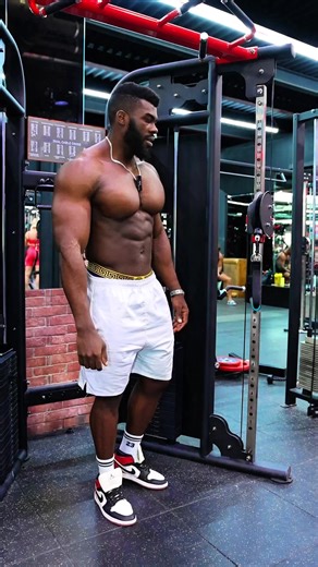 Mastering Form and Technique in Weight Training