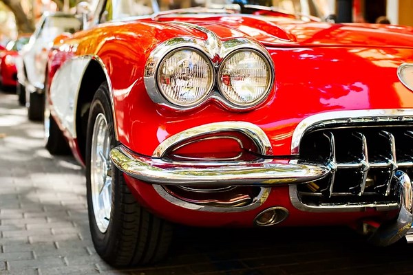 Classic Car Types: Your Guide to the Best Classic Car Options | Extra Space Storage