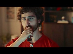 SNICKERS® | NFL | Intercepta sua fome