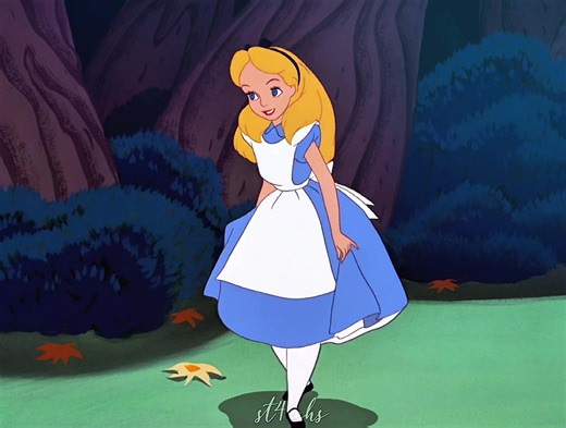 your world? | scenepack @nelsonpacks #aliceinwonderland #alicekingsleigh #aesthetic #edit