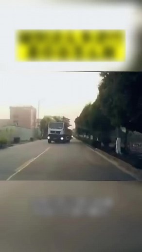 Driving on Busy Urban Streets: What Would You Do?