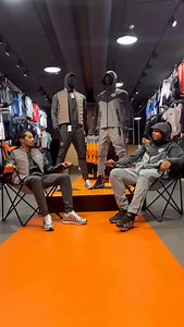 7.1K views · 188 reactions | PSG ⚽️ 25/26 ‼️ Disponible dans vos boutiques Foot Korner et sur notre e-Shop ( téléchargez L’appli ) #StreetCulture | Footkorner | Facebook