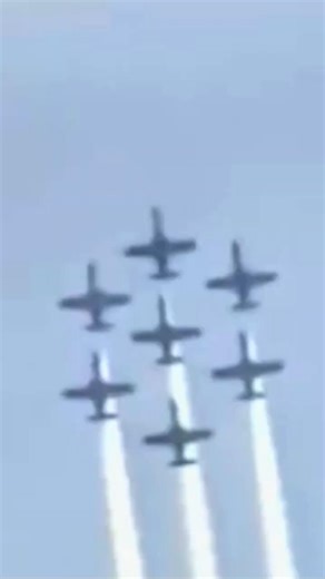 Perfekte Formation! ✈️💨