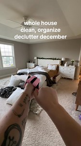 407K views · 2.4K reactions | day two of the 12 days of declutter December! we’re cleaning, decluttering and organizing until Christmas. weekends are for laundry and fresh sheets here but that basket had been chilling in the hal #viralvideo #mexico #usa #diy #uk #fypシ #australia #canada #fyp #fypシviralシ #fyppage | Carissa Cleaning Motivation | Facebook