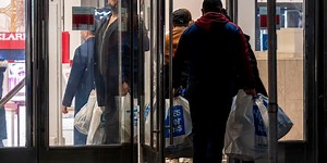 U.S. Retail Sales Improved Last Month, Continuing Gains