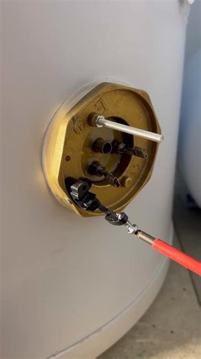 How to wire an immersion heater like a pro! #asmr #diy #howto #plumbing #subscribe #youtubeshorts | Mmplumber Tips