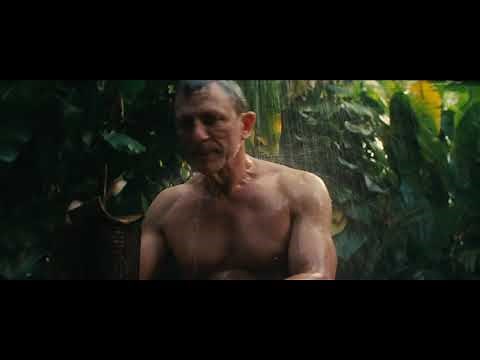 Daniel Craig in No time to die -shower