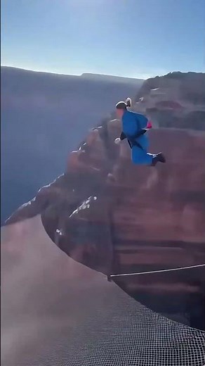 Bungee jump into a net! 😱💥 Tourist launched towards the abyss #ExtremeChallenge #ScaryRide