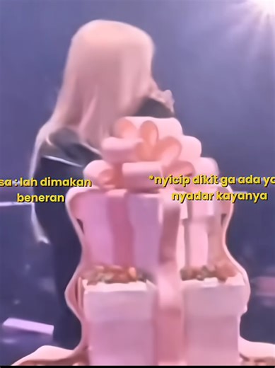 Lisa and Rosé: A Fanboy's Tribute to Blackpink