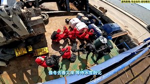 第一视角跑酷，红衣人遇到危险怎么办？跑跑跑！_哔哩哔哩_bilibili