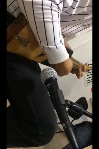 Mastering the Ukulele: Strumming Techniques Explained