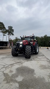 Case IH Optum se rozšiřuje o tři nové modely, 360, 390 a 440, které jsou zcela nové a vybavené motorem Cursor 9 a modernizovanou převodovkou CVx. Mají nové nezávislé zavěšení přední nápravy a vlastní systém huštění pneumatik. Výroba bude zahájena v Rakousku v polovině příštího roku. | Spinar24HD