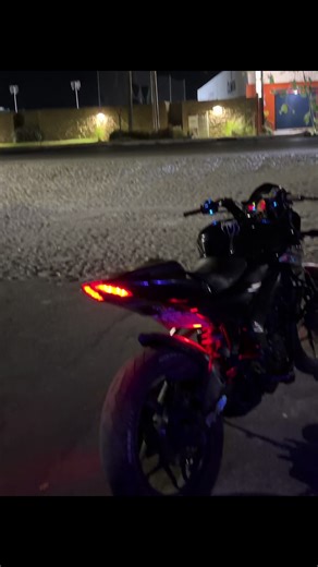 Pulsar 200 NS: Características y Rendimiento