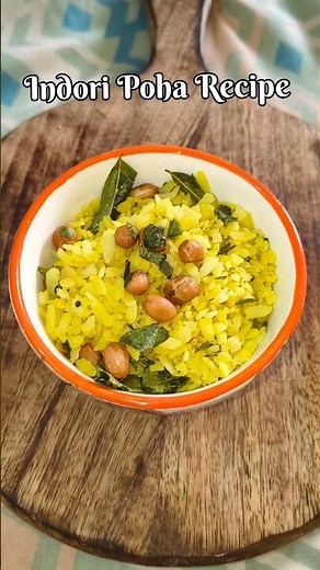 Indori Poha recipe 🥰 Street Style Indori Poha #prashniagrahari #food #viral