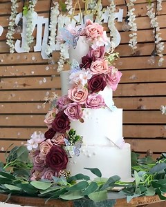 Life's sweetest moments start with a slice of cake! | MetDaan Cakes