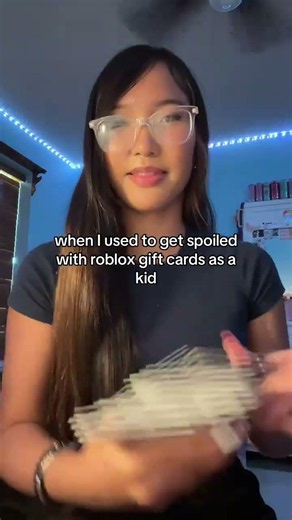 Trading ALL my robux for MM2 Godlys, Ancients and high teir adopt me pets!! (I NEED MY ROBUX GONE)