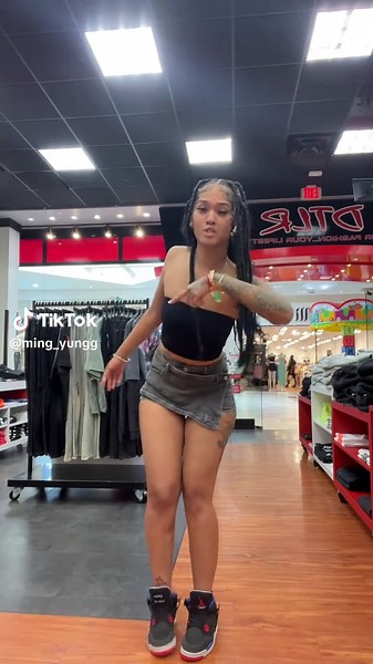 ming_yungg (@ming_yungg)’s videos with original sound - crdllll