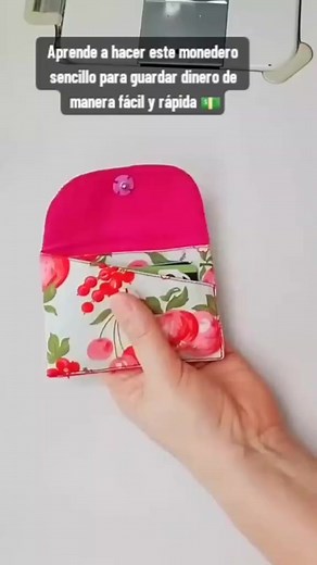 282K views · 5.7K reactions | Monedero simple y sencillo para guardar tu tarjetas o efectivo. #costurafacil #costurapersonalizada #costuracreativa #costuraterapia #costuraparaprincipiantes #monederos #sewing | Costura Genial | Facebook