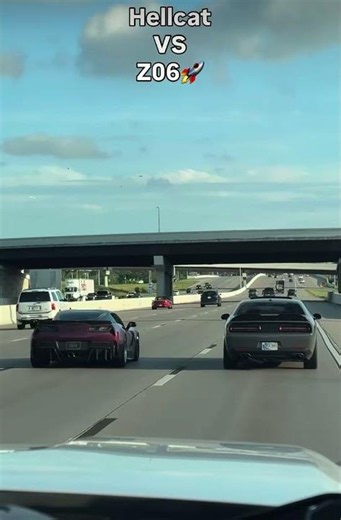 ZO6 vs hellcat #racing #hellcat #c7corvette #zo6 #corvette #dragrace #rollrace #shorts #viral #fyp