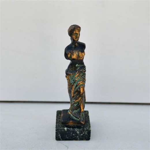 Bronze Statue of the Venus De Milo Aphrodite on a Marble Base - Etsy