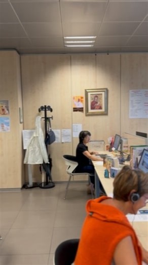 🎤🎧 I nostri volontari vi aspettano dalle ore 9.00 alle ore 12.00 e dalle ore 14.00 alle ore 17.00 🎧🎤 🩵Scrivi un messaggio su WhatsApp allo 031/610610 📱 💚 chiama lo 031/610600 ☎️ 💛 invia un’e-mail a info.ita@radiomaria.org 💻 per qualsiasi informazione o richiesta inerente le imperdibili 📚 letture per l’anima a cura del Direttore Padre Livio, 🙏🏻le nostre proposte di preghiera, 📻 radioline, 🧢 cappellini e molto altro ✨ | Radio Maria