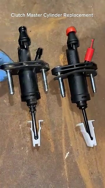 Astra J Clutch Master Cylinder Replacement #automobile #garage #maintenance #carrepair #diy