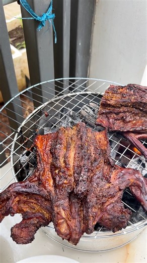 2.5M views · 23K reactions | Ăn theo icon ️➿ lần đầu ăn thỏ rồi  làm sao ăn? | Babykopo Home | Facebook