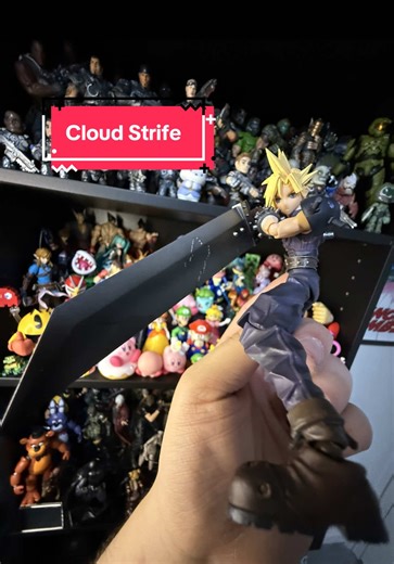 Cloud Strife Action Figure Review and Showcase