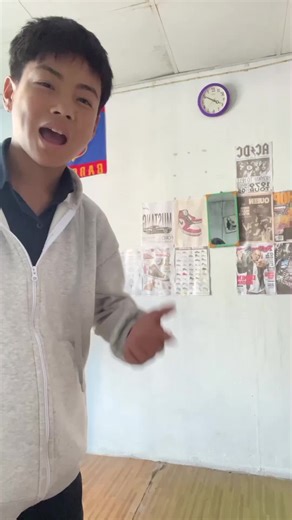 Stylish Outfit Transitions That Impress