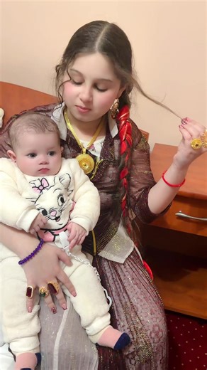 Cu tini friscoie❤️❤️@👑Pista_Pela_Jr👑 #harrystyles | harry styles dance trend