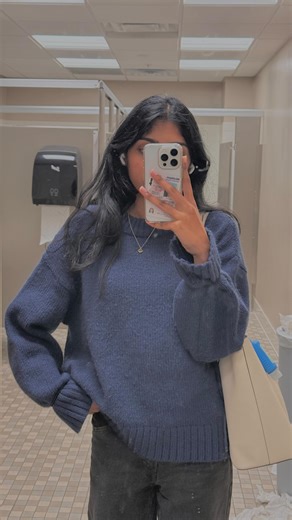 meghna on Instagram: "Q&A: are you on substack & if so, do you have any writers you recommend? comment the title and i’ll send the link straight to you! 🤍 one article is from the substack of @caroline_beuley & another from @outfit.archivist ‘s substack! 🏷️ 🏷️: bookish, bookstagram, book recommendations, book accounts to follow, reading aesthetic, #booksta #bookstagram #arcreader #booklover #bookishlifestyle #bookstagrammer #desi #diverserecs #articlestoread #substack #jstor"