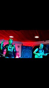 ‘Come in and Play’ the seance song… Cleveland, OH 🦇🐸 | Frenchy and the Punk