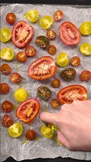 POMODORI ARROSTO con stracciatella e crostini...bon appétit!❤️😋🍅 #Shorts