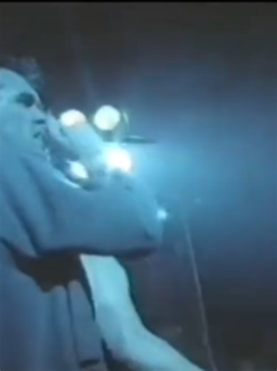 The Smiths Live Performance of 'Hand in Glove'