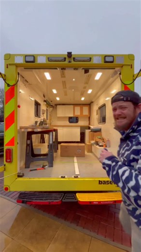 Kimmie, John & Co | Family Travel Life With FIVE Kids on Instagram: "I hope I’ve got all this right 🙈🚐💥 If you’re new around here, we’re Kimmie and John and we’re converting this ex ambulance into a luxury seven berth campervan for us and our five kids. This is our second Van conversion. We converted our last van with no previous van build experience. 🙌🏽 It’s now time to start our electrical system 💥 and we’re starting with a 12v 628ah Gen2 Fogstar battery 🚑 Can’t wait to get started ⚡️ T
