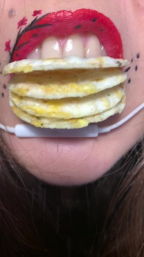 ASMR Lips: Whispers & Sounds