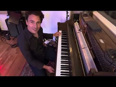 Boogie Woogie Octaves Walking Bass tutorial!