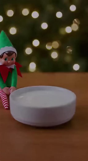 Who knew science could be this stunning? ✨ Spark some DIY magic with these Borax Crystal Hearts! 💖 Whether you're decorating for a special occasion or just want a fun weekend project with the kids, these shimmering crystals are a total showstopper. All you need is a pipe cleaner, some hot water, and borax to watch the transformation happen overnight. 🧪✨ It’s like magic, but better—it’s science! Steps: Shape your pipe cleaner. Mix borax into hot water until dissolved. Hang and wait 6-12 hours! 