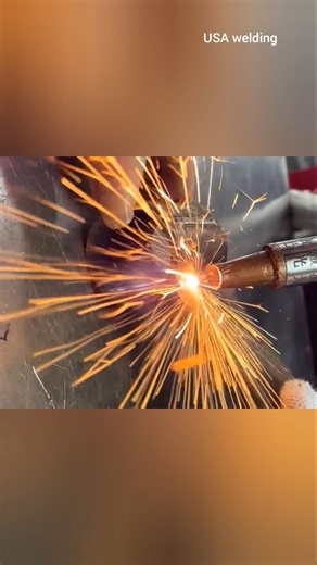 🔥 “High-Precision Welding Process | Extreme Heat & Metal Fusion”