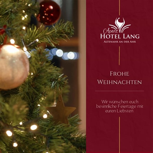 Stille Momente, warme Lichter, entspannte Tage. ✨🎄 Wir wünschen Ihnen eine angenehme und besinnliche Weihnachtszeit. #aparthotellang #ahrtal #merrychristmas | Hotel Lang Altenahr im Ahrtal